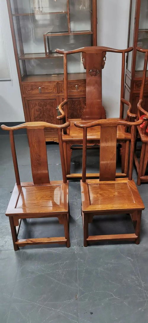 精品緬甸花梨家具與紡織品的完美融合 匠心工藝與優(yōu)雅庫(kù)存